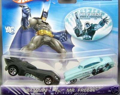  Hot Wheels DC Comics Batman vs Mr Freeze 1:64 Scale Die Cast Car 2 Pack