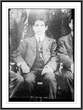 Newswire Photo (XL): Dr. Sun Yat Sen, close of him seated in group