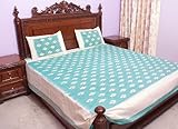 Light-Green Bedspread with Ikat Weave Hand-Woven in Pochampally - Pure Cott ....