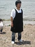 MOM Kitchen オリジナルエプロン　男性用　バッククロスエプロン　黒