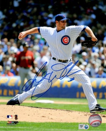 MLB Chicago Cubs Randy Wells Pitching Autographed 8-by-10-Inch Photograph