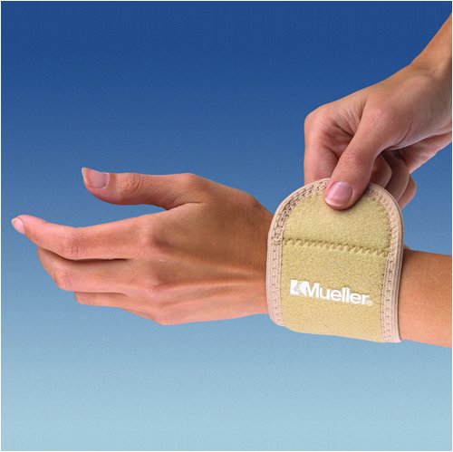 Mueller Wrist Support Neoprene Blend