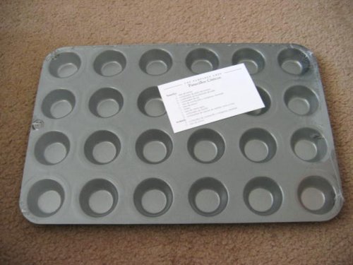 The Pampered Chef Deluxe Mini Muffin Pan