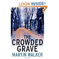 The Crowded Grave: A Bruno Courrèges Investigation (Bruno Chief of Police 4)