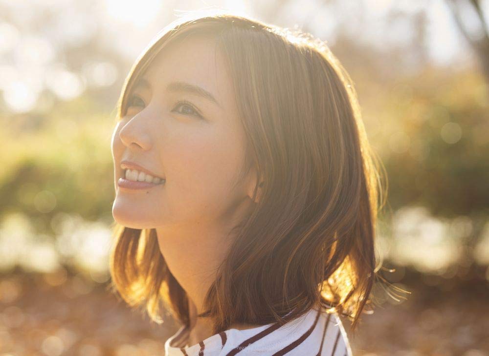 真野恵里菜 メジャーデビュー10周年記念フォトエッセイ