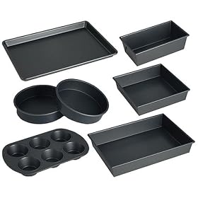 Chicago Metallic 7-pc. Bakeware Set by Chicago Metallic