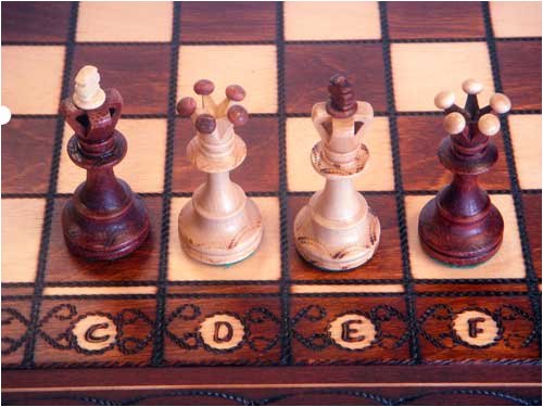 Ambassador European Hand Carved Chess Set – 4 1/2″ King