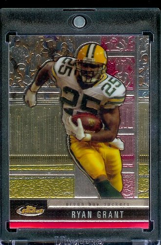 2008 Topps Finest Football Card - Ryan Grant / Green Bay Packers / NFL Trading Card in Protective Display Case!