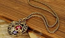 Fashion vintage golden color heart Pendant With Chain