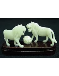 3" Bone 2 Lions Playing Ball 9714