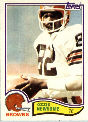 1982 Topps # 67 Ozzie Newsome Cleveland Browns Football Card - In Protective Screwdown Display Case!