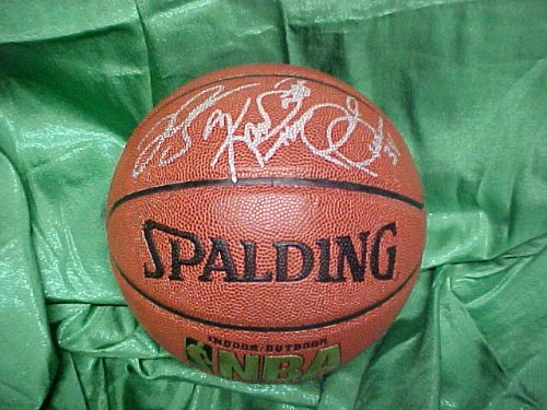 Paul Pierce Kevin Garnett and Ray Allen Hand Signed Autographed Boston Celtics Full Size Spalding NBA Basketball
