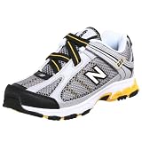 New Balance Big Kid KV685 Running Shoe