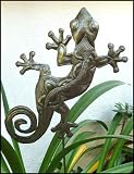 Metal Gecko Plant Stick - Outdoor Garden Decor