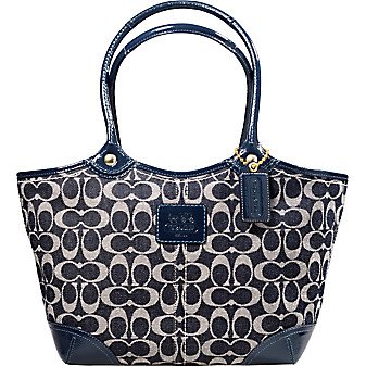 COACH BLEECKER DENIM SIGNATURE PATENT LEATHER TOTE