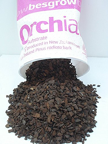 Orchiata New Zealand Pinus Radiata Bark - Small Chips (3/8