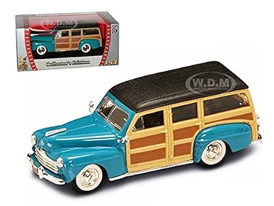1948 Ford Woody Green 1/43 Diecast Car Model By Road Signature 94251