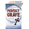 Perfect Grave (A Jason Wade Story) (MIRA)
