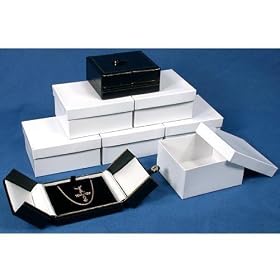 6 Pendant Necklace Boxes Black White Leather Display