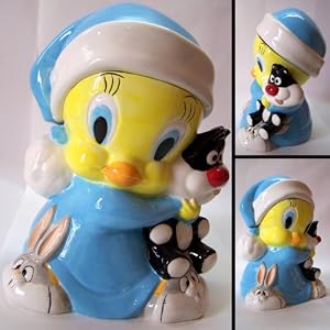 LOONEY TUNES TWEETY HUG COOKIE JAR by