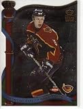 2001-02 Crown Royale 6 Dany Heatley Atlanta Thrashers (Hockey Cards)