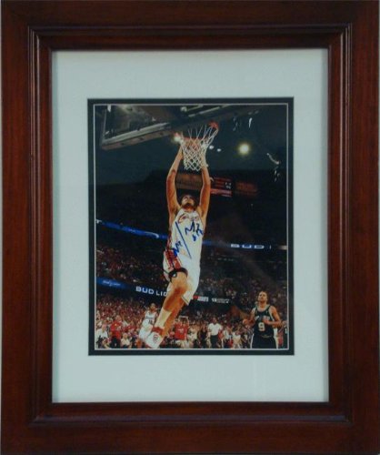 Anderson Varejao Autographed 8