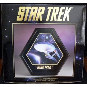 Star Trek PORCELAIN PLAQUE - Starship Enterprise 47052 First Edition 1993 by paramount