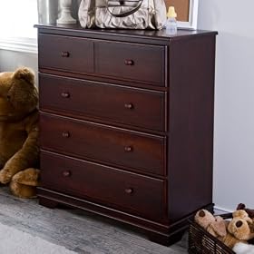 Nursery Smart Chelsea 4-Drawer Dresser