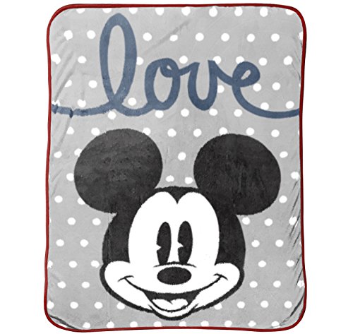 Disney Mickey Chevron & Dots 50