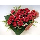 思いっきり豪華な紅いバラの花束 　（CT触媒加工）　（お誕生日、発表会、お礼、ご挨拶、ご両親へ）