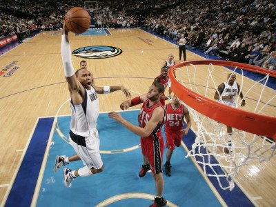 New Jersey Nets v Dallas Mavericks: Shawn Marion and Brook Lopez Photographic Poster Print by Glenn James, 48x64