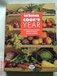 "Good Housekeeping" Cook's Year: The Ultimate Guide to Cooking Through the Seasons with Over 500 Recipes
