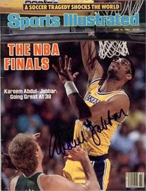 Kareem Abdul Jabbar (Los Angeles Lakers) autographed Sports Illustrated Magazine