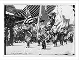 Newswire Photo (L): 4th July Parade, 1911, N.Y.