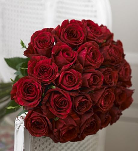Autograph&Atilde;&cent;&acirc;��&Acirc;&cent; Sexy Red&Atilde;�&Acirc;&reg; Roses Bouquet