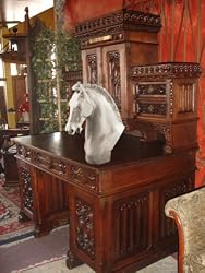 Wild horse bust statue italian style mustang sculpture