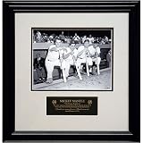 Mickey Mantle New York Yankees -1961 Yanks- Framed Photo w/Engraved Plate