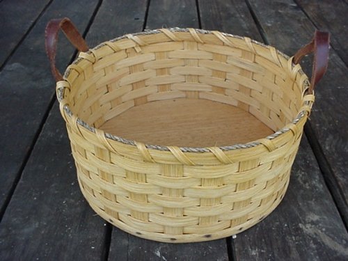 Amish Handmade Primitive Paper Plate Carrier Holder Basket. Measures 10