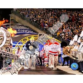  Semyon Varlamov & Marc-Andre Fleury 2011 NHL Winter Classic - 8x10 Photo