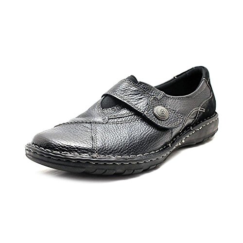 Earth Origins Evelyn Round Toe Leather Loafer