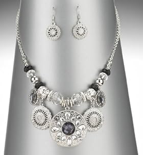 Per Una Beaded Jewel Necklace 