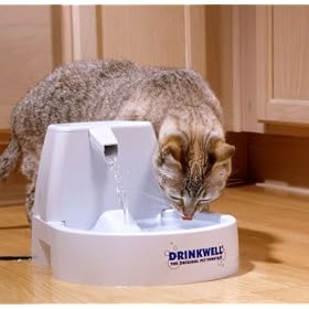 Drinkwell - Original Cat/Dog Pet Water Fountain