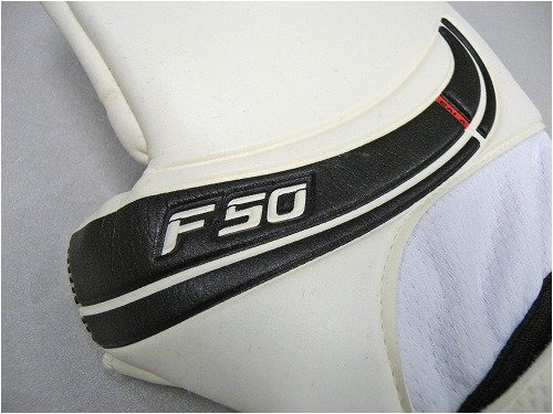 09-Q1 adidas(アディダス） F50 ｻﾗ ﾊｰﾌﾌｨﾝｶﾞｰ ランニングホワイト×ブラック