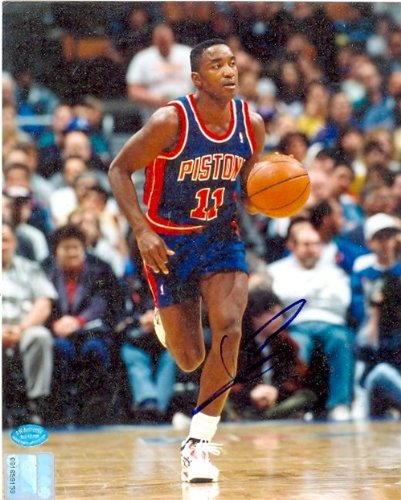 Isiah Thomas Autographed/Hand Signed photo 8x10 (Detroit Pistons)