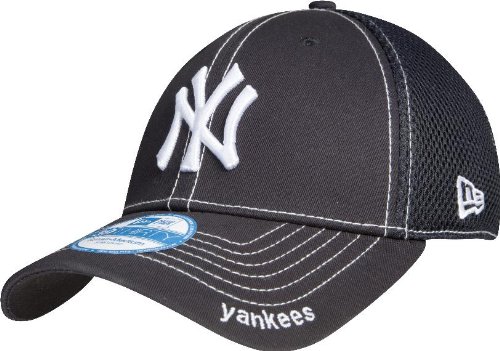 New Era New York Yankees Neo Fitted Baseball Cap (Navy, Medium/Large)