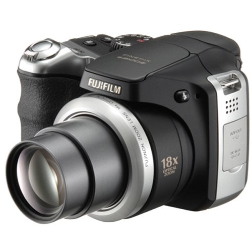 Childrens Toyshop  Photo : Fujifilm Finepix S8100fd 10MP Digital Camera with 18x Wide Angle Dual Image Stabilized Optical Zoom