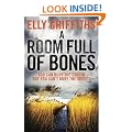 A Room Full of Bones: A Ruth Galloway Investigation