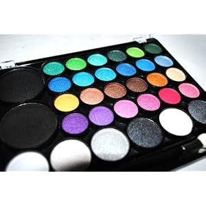 Trendy 32 Eyeshadow Color Makeup Palette Kit