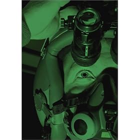 toile Captain tests his night vision device est disperible en (L x H): 20 x 30 cm
