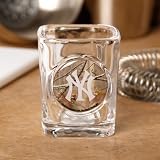 MLB New York Yankees 2 oz. Realtree Camo Shot Glass